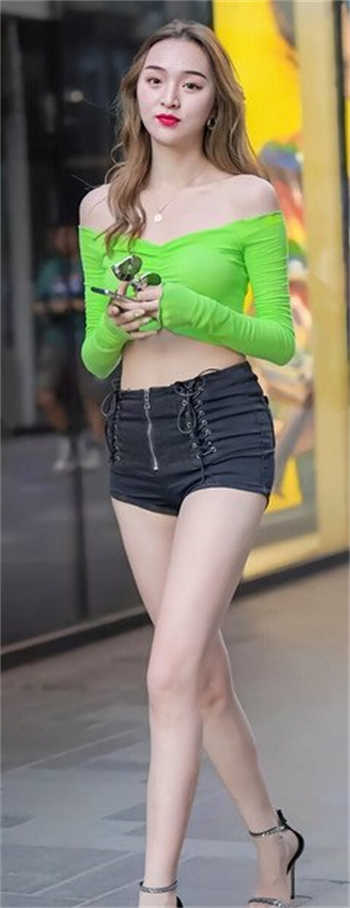 胡一菲考验陆展博失控