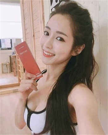 鬼灭之刃蝴蝶忍被吃图片