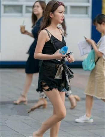 相亲女是宝马4s店女销售