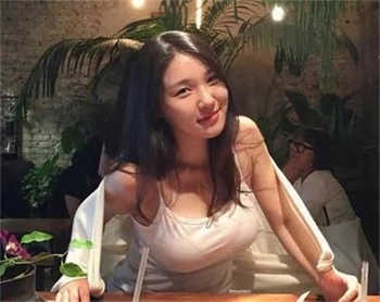 岳坶李艳秋