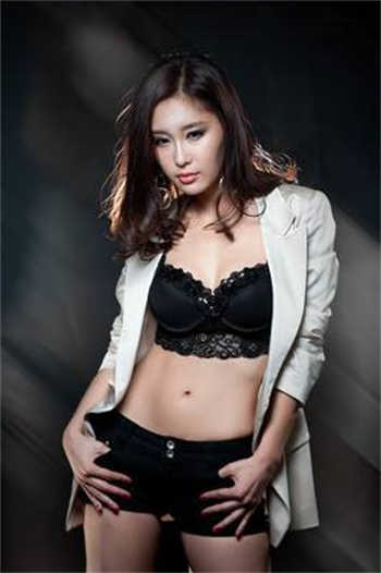 反差婊被调的28天txt