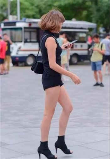 鞠婧祎的历史