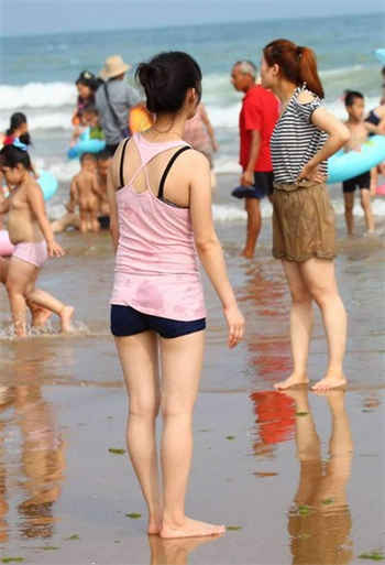 男女打扑克有声音全过程