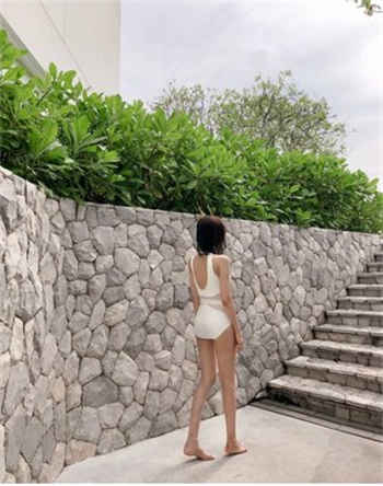卷卷喵少女枪械师
