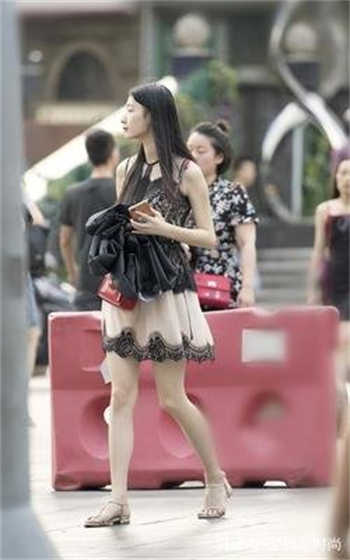 尹沧海诱骗女博士考生