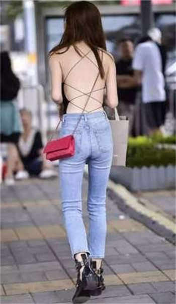 妻子探望住院的丈夫