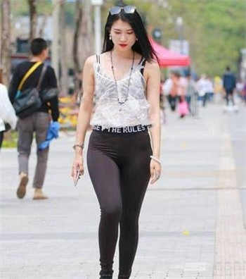 体操服一字马