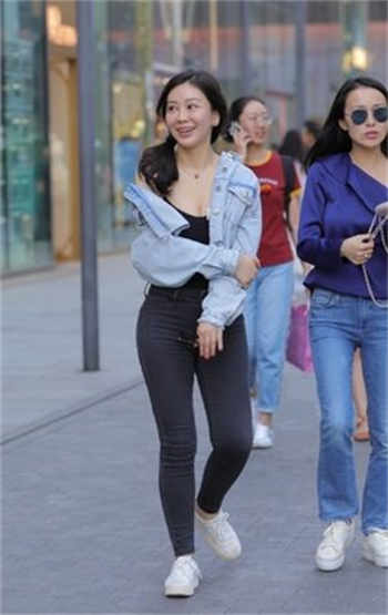 许安妮新娘请帖花狐在线