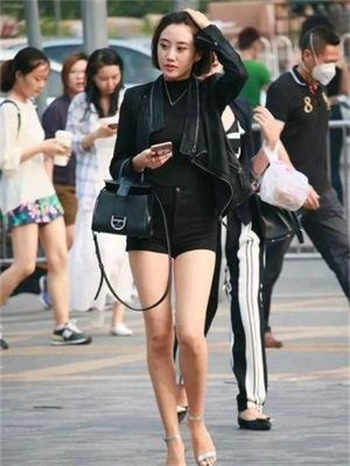 万界最强借贷系统