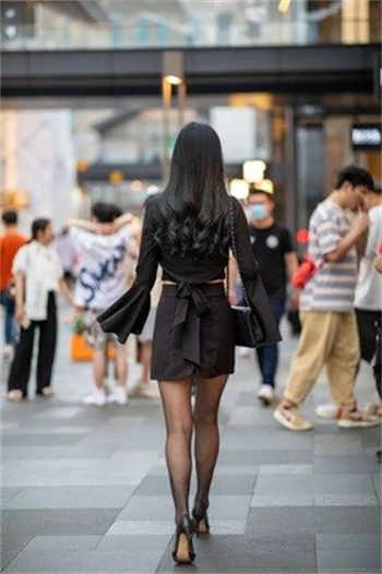 夜晚露出羞耻开发任务