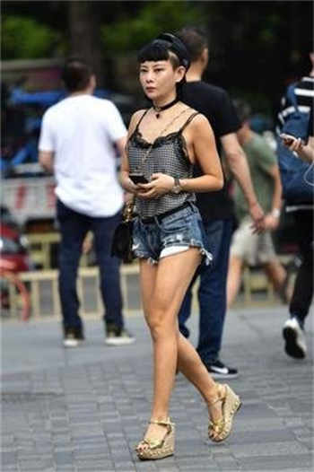 上课带着震动蛋故事