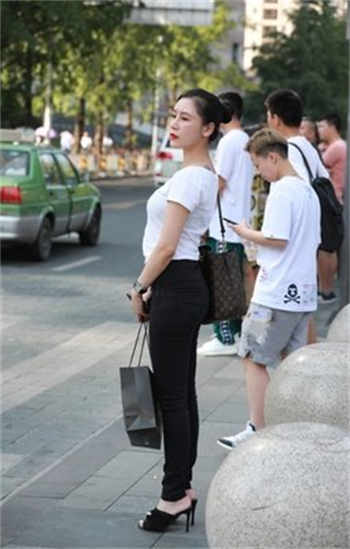 公司换了老板留下的员工