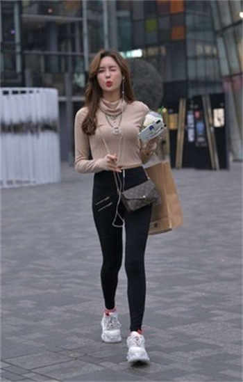 闻香识女的全部小说