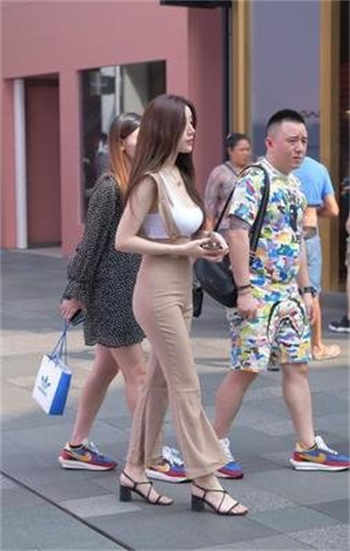 屏里狐免费观看完整版